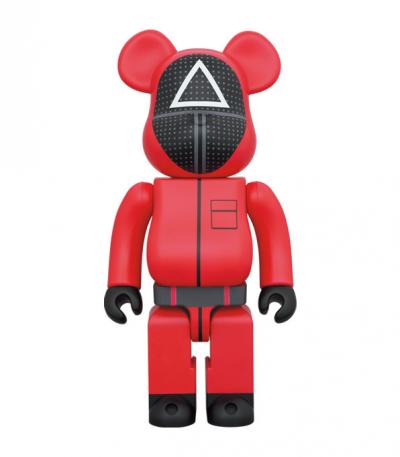 Be@rbrick Squid Game Guard (Triangle) 100% & 400%- Prototype Shown