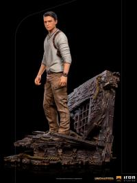Gallery Image of Nathan Drake Deluxe 1:10 Scale Statue