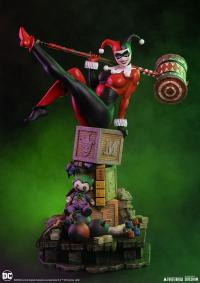 Gallery Image of Harley Quinn Sixth Scale Maquette