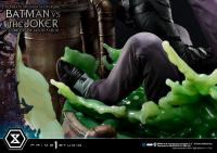 Gallery Image of Batman vs. The Joker (Deluxe Version) 1:3 Scale Statue