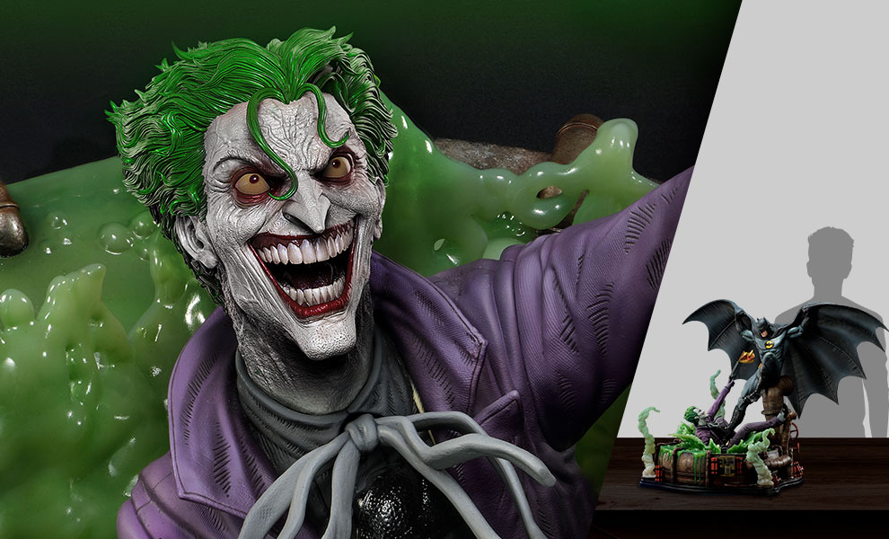 Gallery Feature Image of Batman vs. The Joker (Deluxe Bonus Version) 1:3 Scale Statue - Click to open image gallery