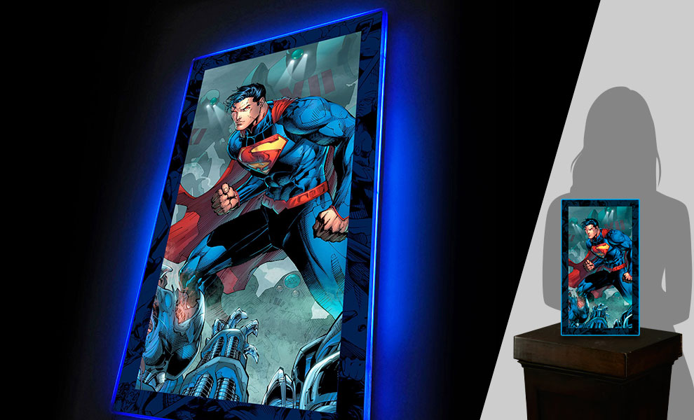 Gallery Feature Image of Superman LED Mini-Poster Light Wall Light - Click to open image gallery