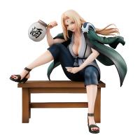 Gallery Image of Tsunade (Version 2) Collectible Figure