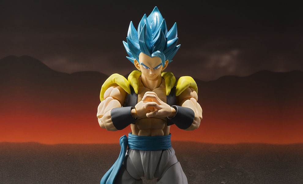 Gallery Feature Image of Super Saiyan God Super Saiyan Gogeta Collectible Figure - Click to open image gallery