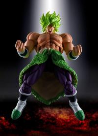 Gallery Image of Super Saiyan Broly Full Power Collectible Figure