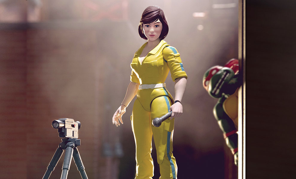 Gallery Feature Image of April O' Neil Action Figure - Click to open image gallery
