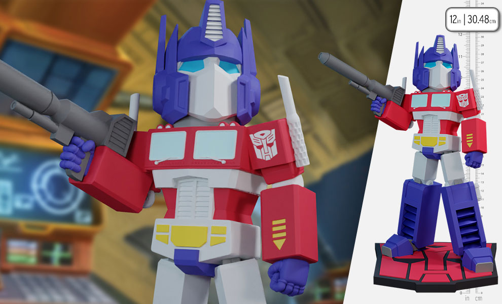 Gallery Feature Image of Optimus Prime Action Statue Bobble Head - Click to open image gallery