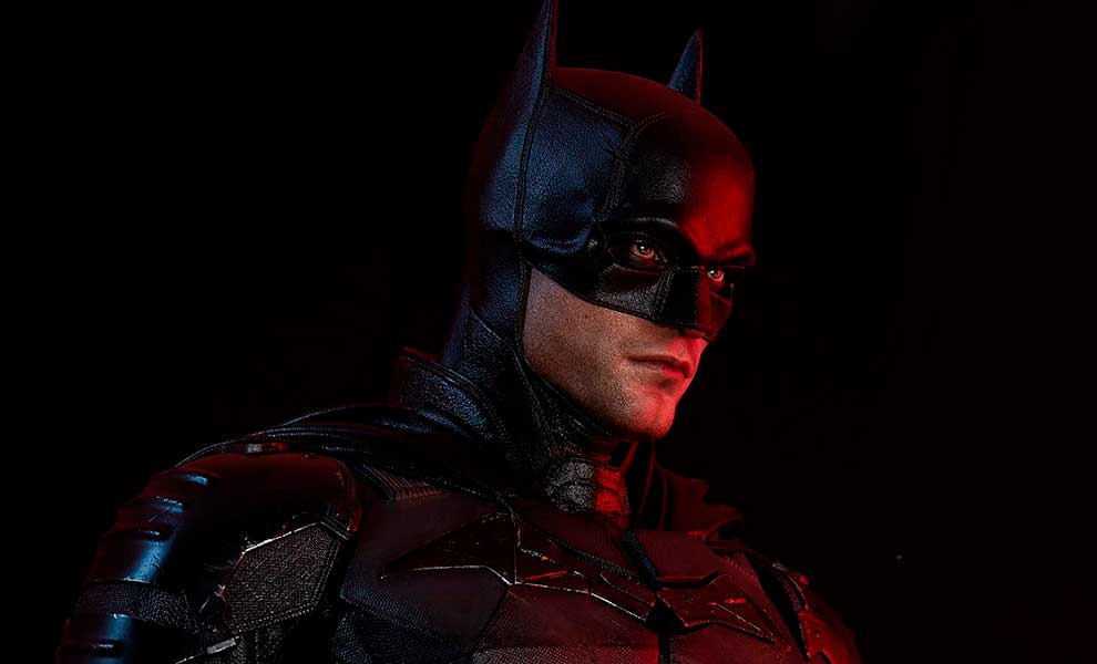 Gallery Feature Image of Batman (Bonus Version) 1:3 Scale Statue - Click to open image gallery