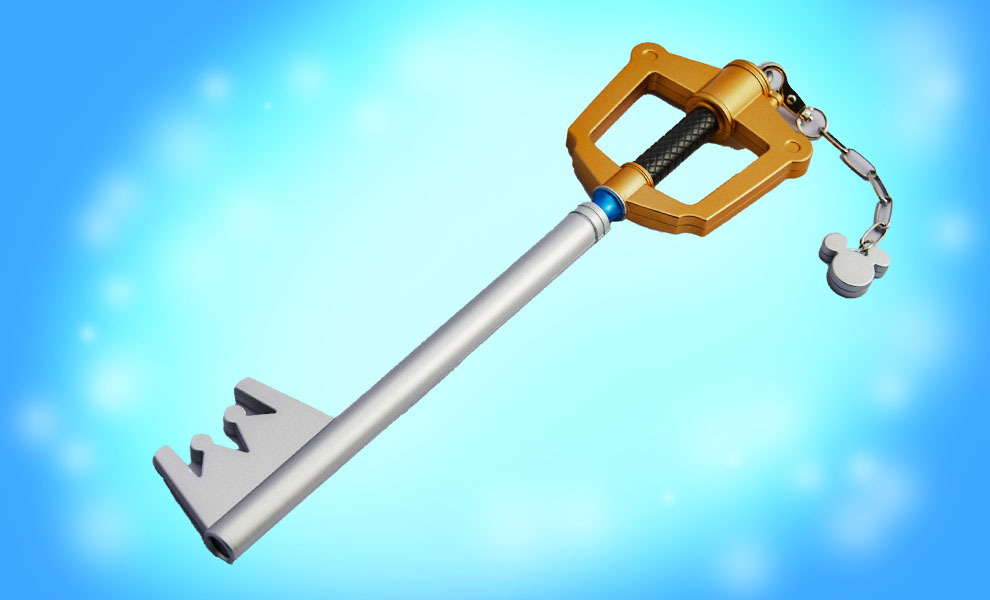 Gallery Feature Image of Light-Up Keyblade Prop Replica - Click to open image gallery