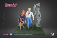 Gallery Image of Fred & Daphne Statue