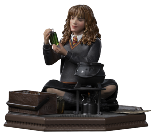 Hermione Granger Polyjuice 1:10 Scale Statue