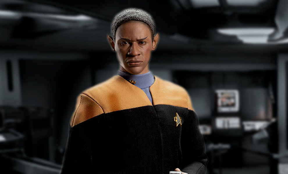 Gallery Feature Image of Lt. Commander Tuvok Sixth Scale Figure - Click to open image gallery
