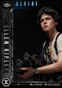 Gallery Image of Ellen Ripley Statue