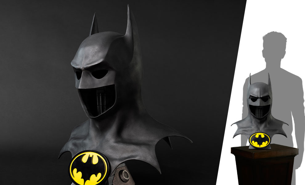 Gallery Feature Image of Batman Life Size Cowl Prop Replica - Click to open image gallery