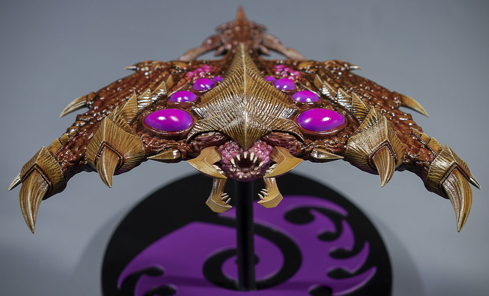 Gallery Feature Image of Zerg Brood Lord Replica - Click to open image gallery