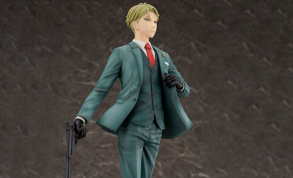 Gallery Feature Image of Loid Forger Figure - Click to open image gallery