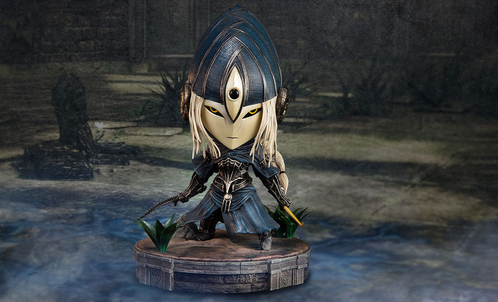 Gallery Feature Image of Lord's Blade Ciaran SD Statue - Click to open image gallery