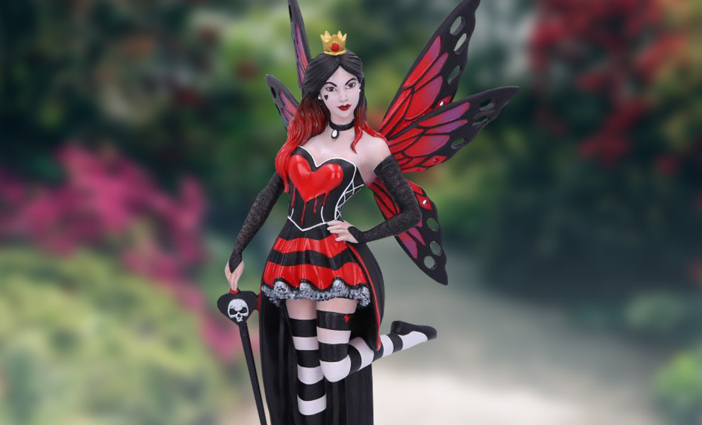 Gallery Feature Image of Queen of Hearts Figurine - Click to open image gallery
