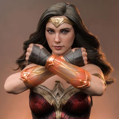 Wonder Woman Sixth Scale Figure by Hot Toys | Sideshow Wonder Woman Sixth Scale Figure by Hot Toys | Sideshow