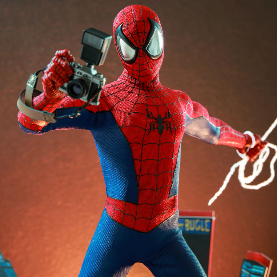 Spider-Man Sixth Scale Figure by Hot Toys | Sideshow Spider-Man Sixth Scale Figure by Hot Toys | Sideshow