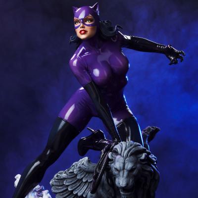 Catwoman (Purple Edition) Quarter Scale Maquette