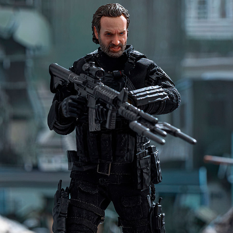 Rick Grimes 1:12 Scale Action Figure by Hiya Toys | Sideshow
