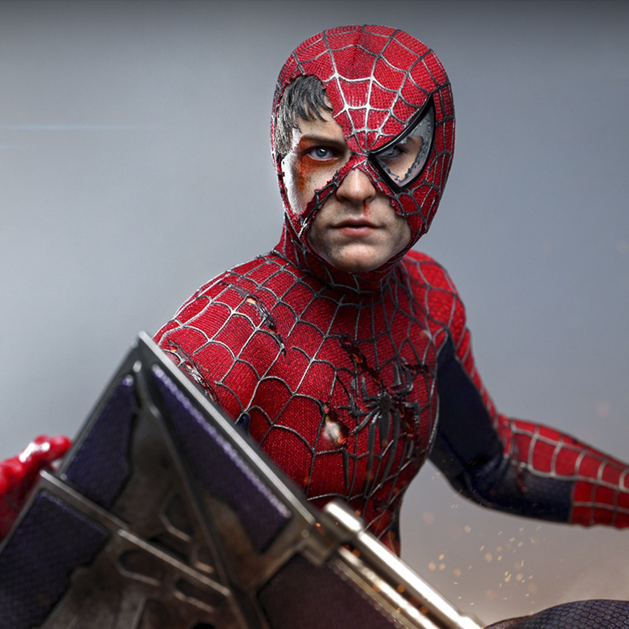 Spider-Man (Battle Damaged Version) Sixth Scale Figure by Hot Toys Spider-Man (Battle Damaged Version) Sixth Scale Figure by Hot Toys