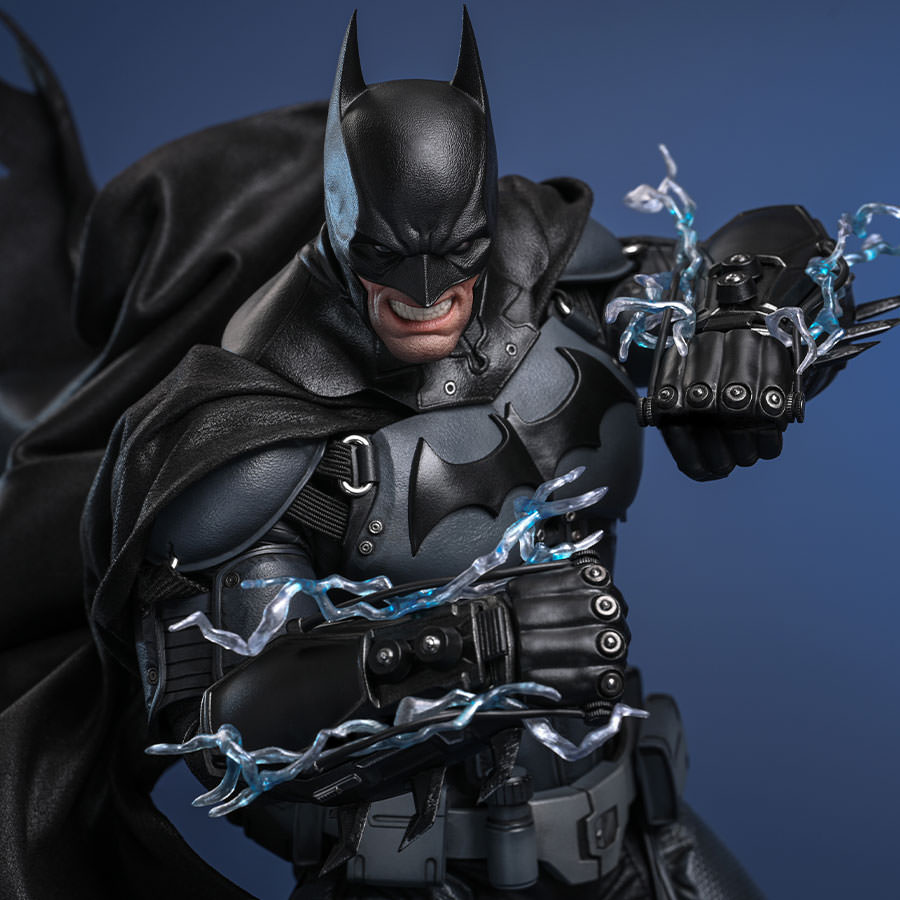 Batman™ Sixth Scale Figure by Hot Toys | Sideshow Collectibles