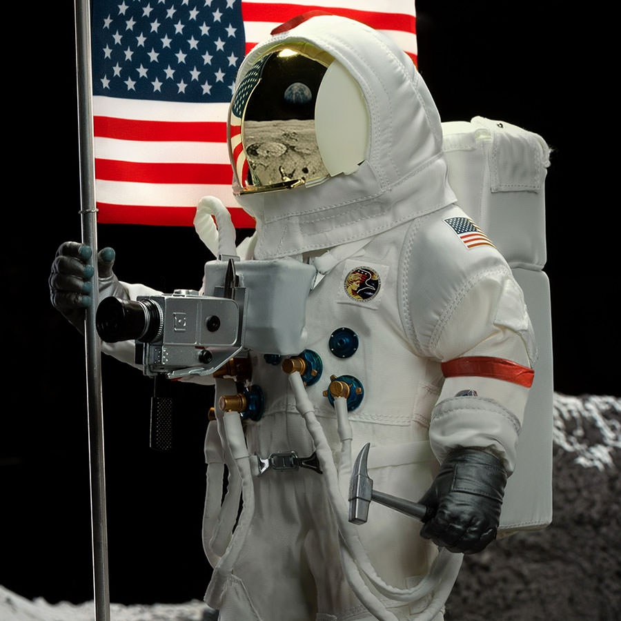 The Last Man on the Moon Sixth Scale Figure by Star Ace Toys