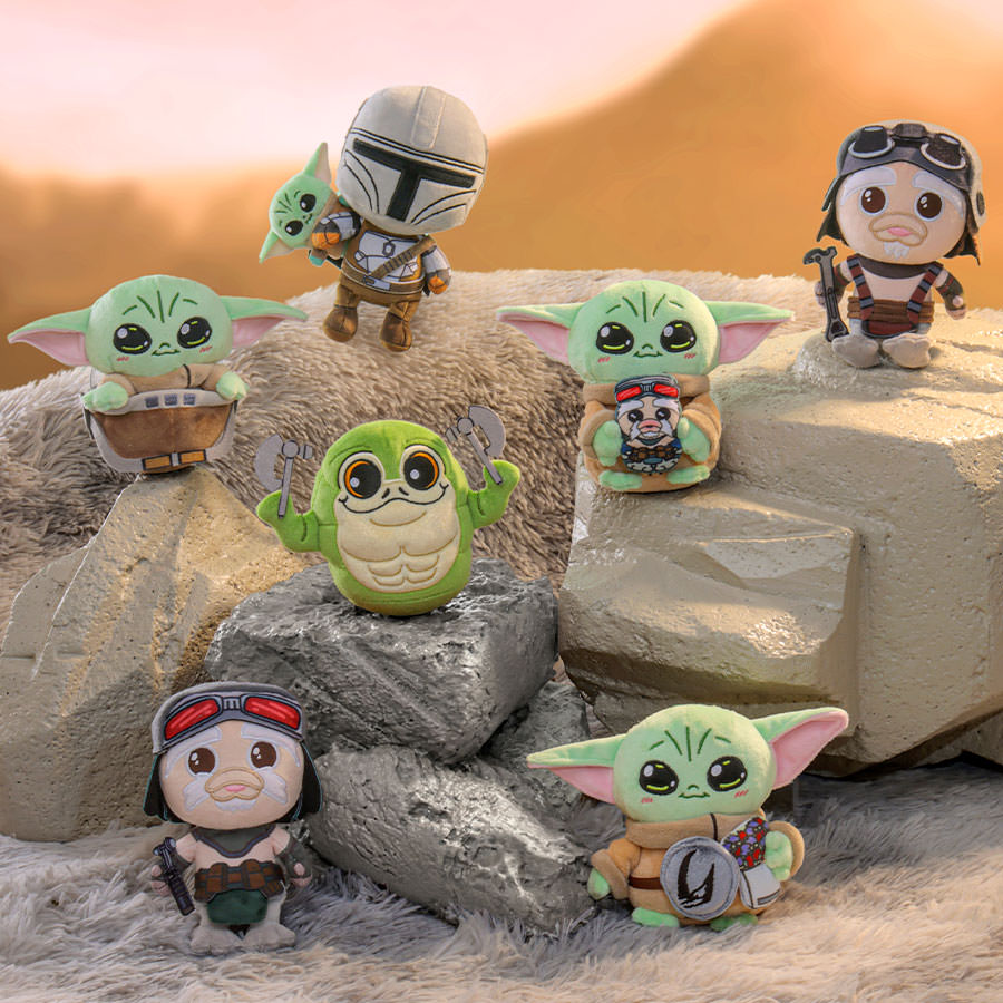 The Mandalorian and Grogu Cosbi Plush Keychain Collection Blind