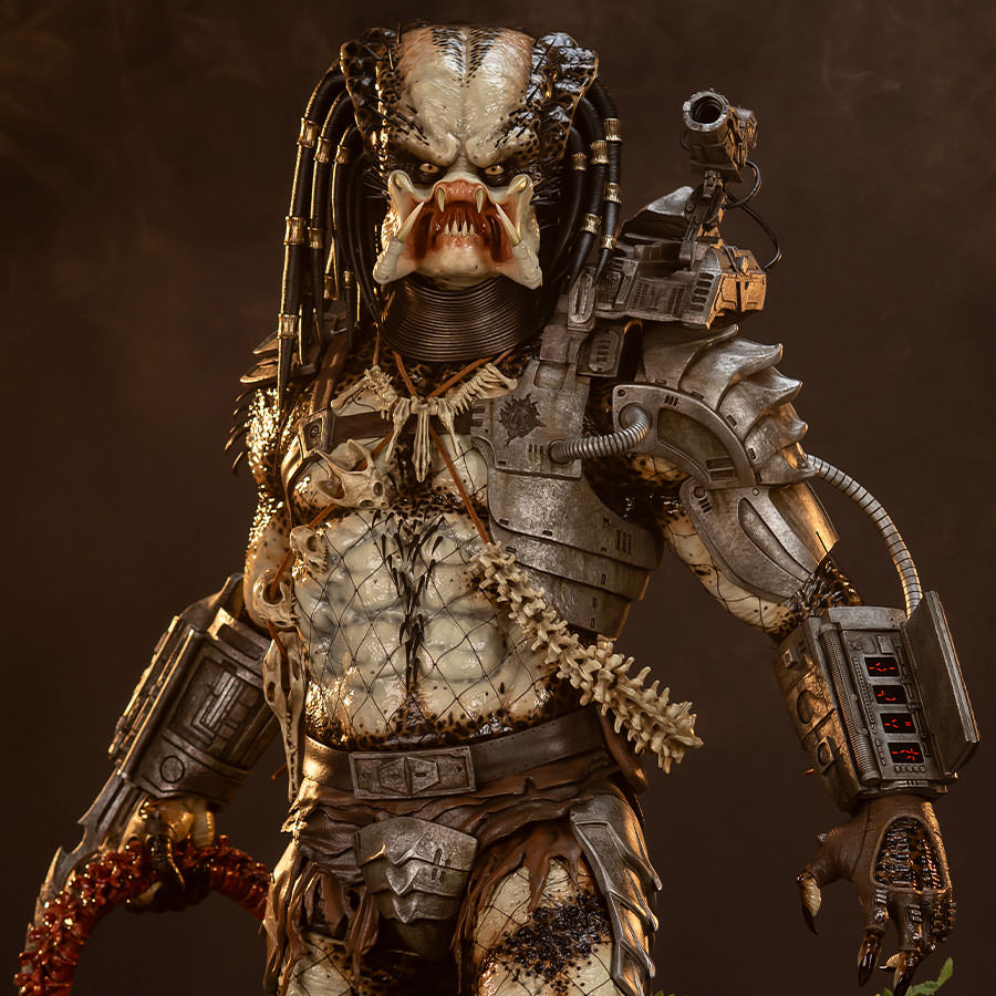 Predator 1:2 Scale Statue by PCS | Sideshow Collectibles